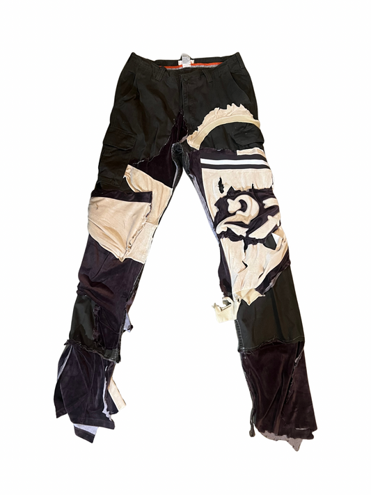“90s Destroyed” pants